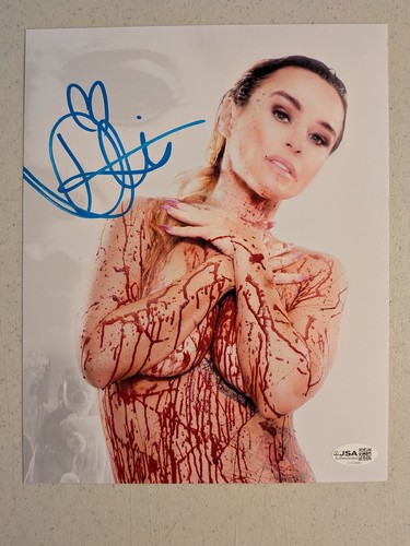 Danielle harris signed 8x10 - harris,