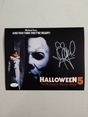 Danielle harris signed 8x10 - harris,